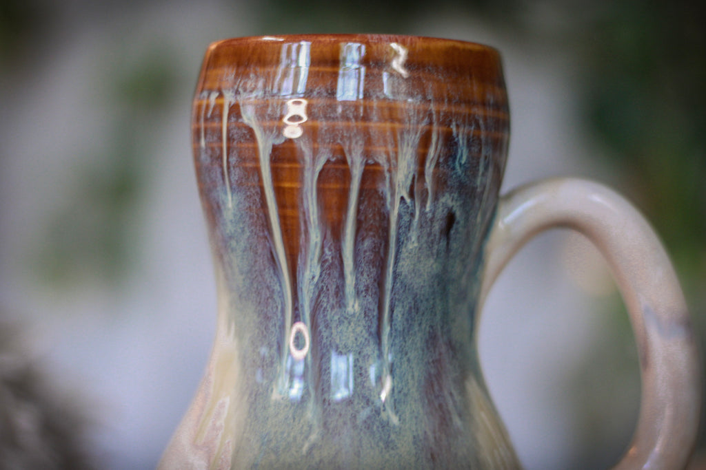 06-D New Wave Acorn Gourd Mug, 21 oz.