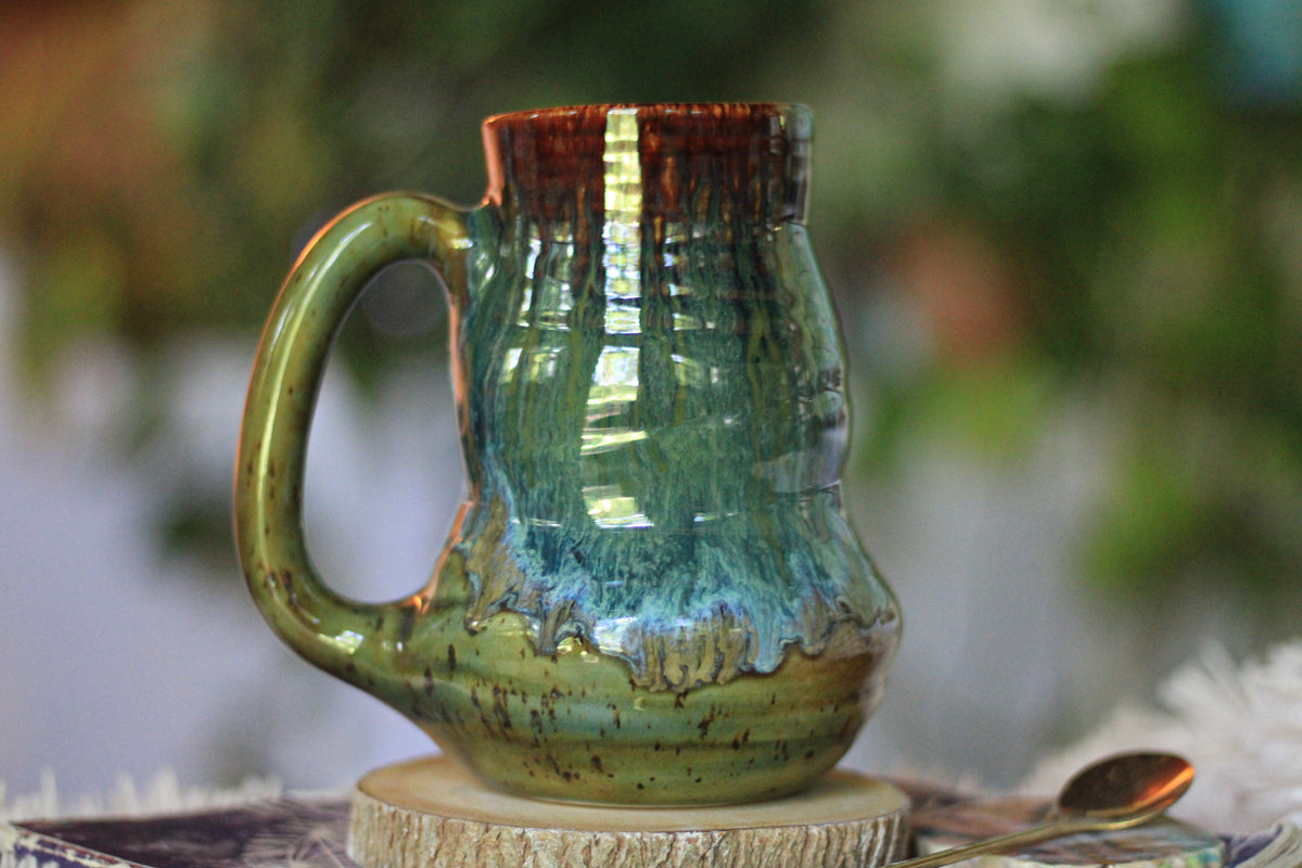 05-E Emerald Falls Textured Divot Mug, 21 oz.