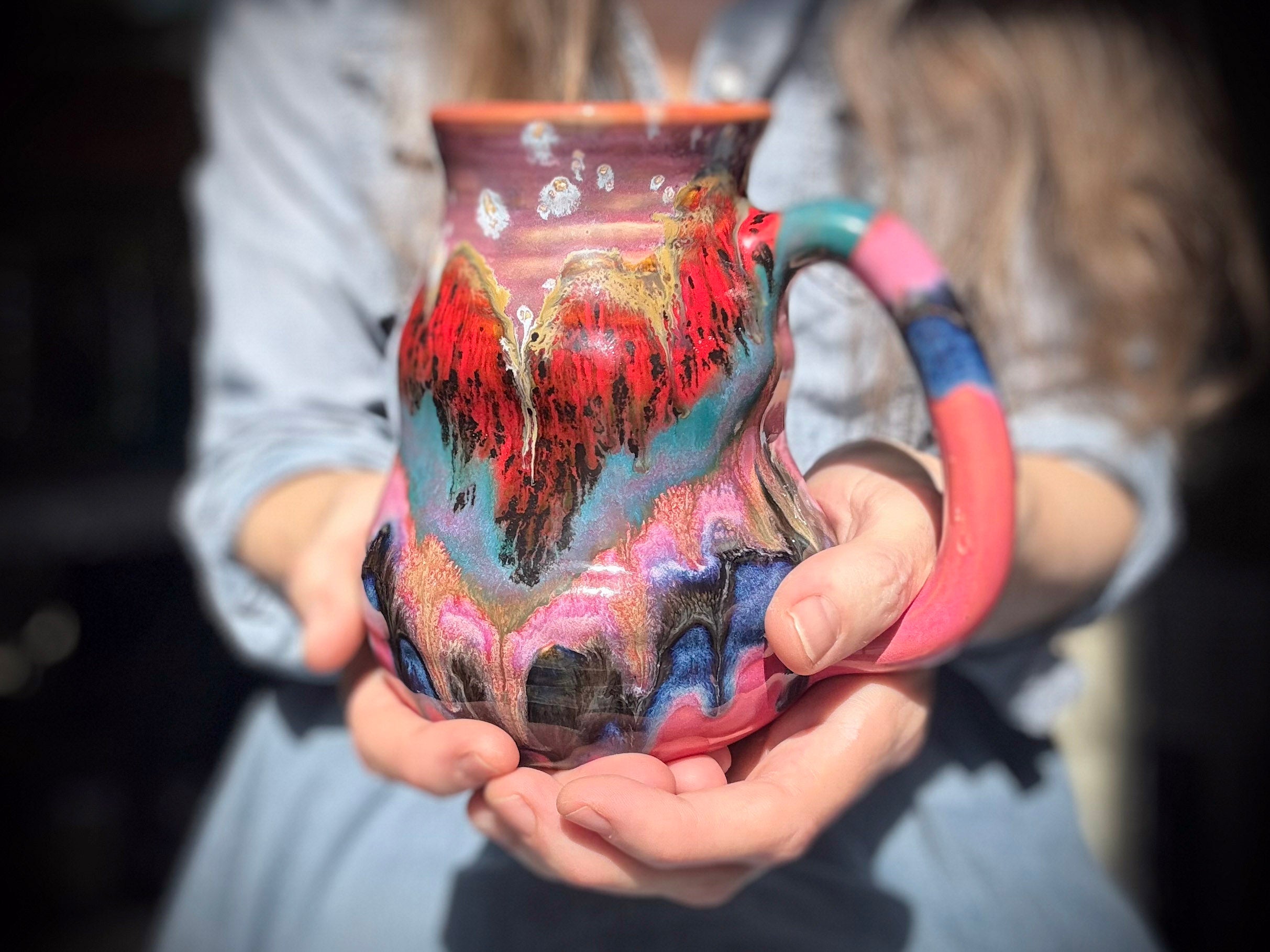 06-B Strawberry Fields Cuddle Mug - TOP SHELF MISFIT, 24 oz.