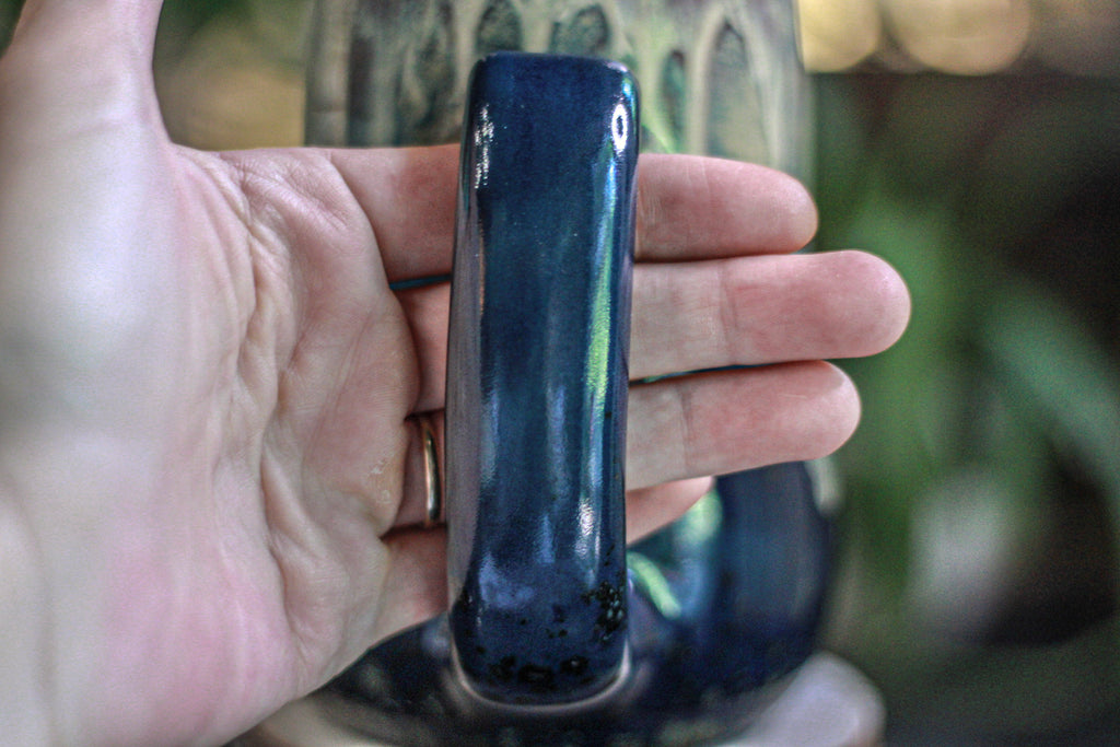 09-D New Wave Gourd Mug, 23 oz.