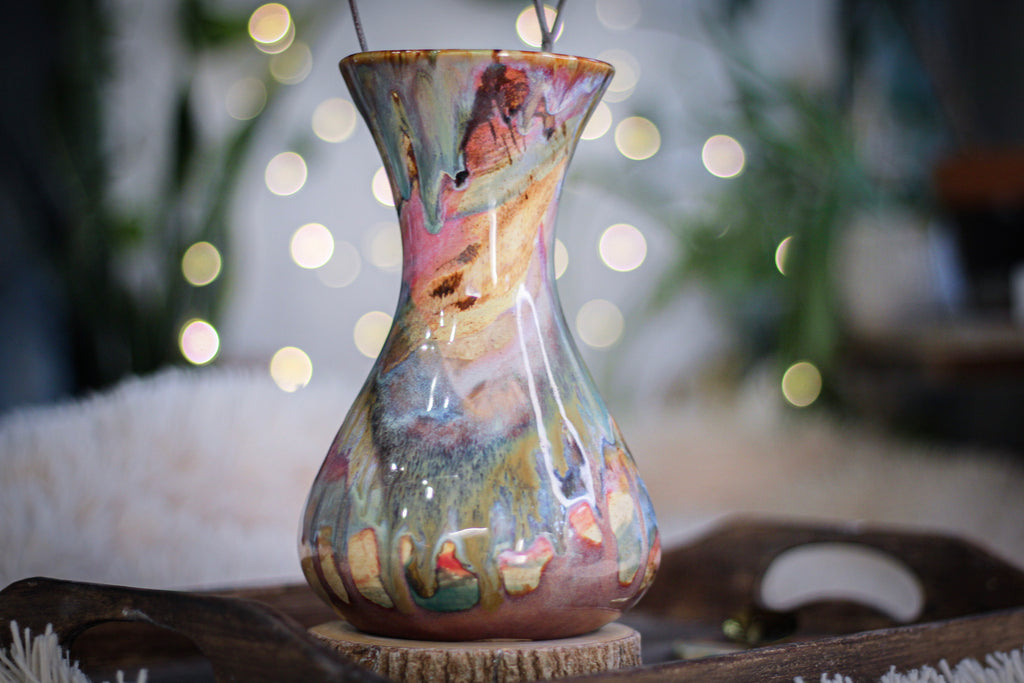 07-C FLOW Vase, 24 oz.