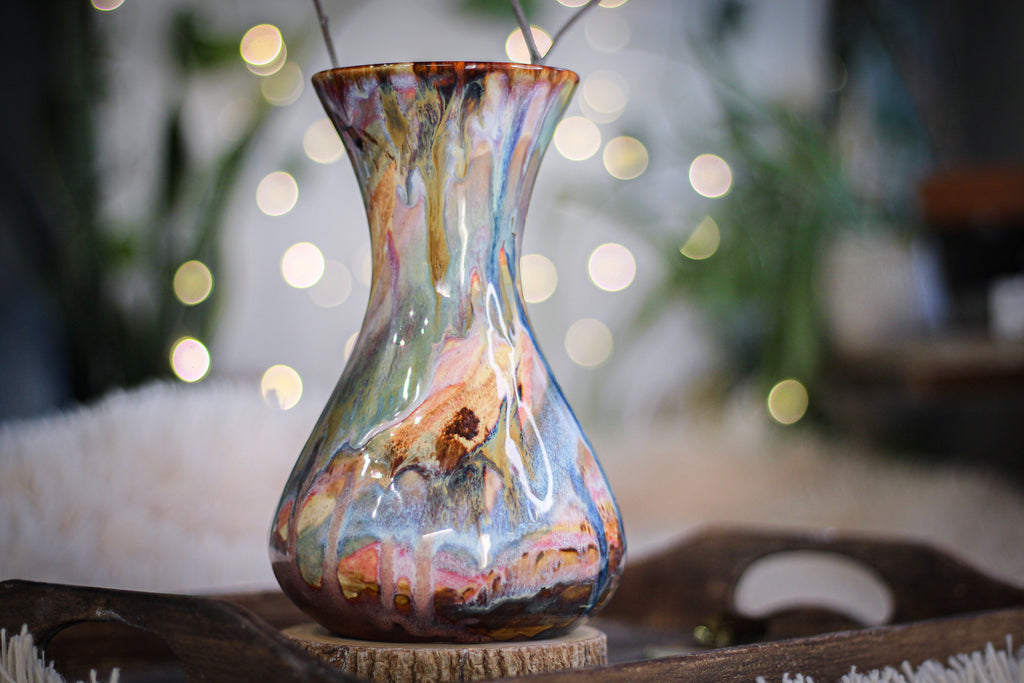 07-C FLOW Vase, 24 oz.