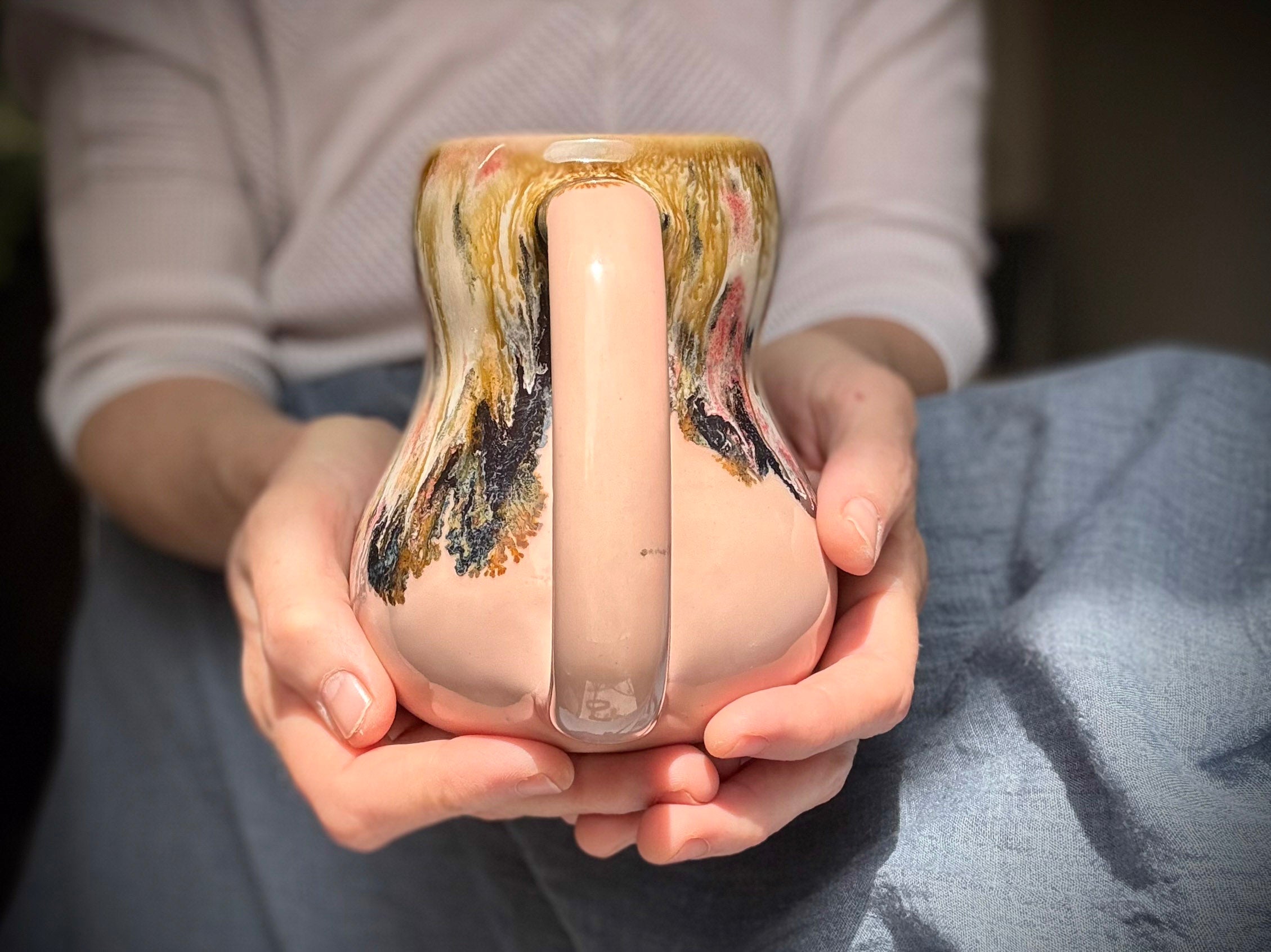 07-D Granny's Lace Gourd Mug - TOP SHELF, 20 oz.