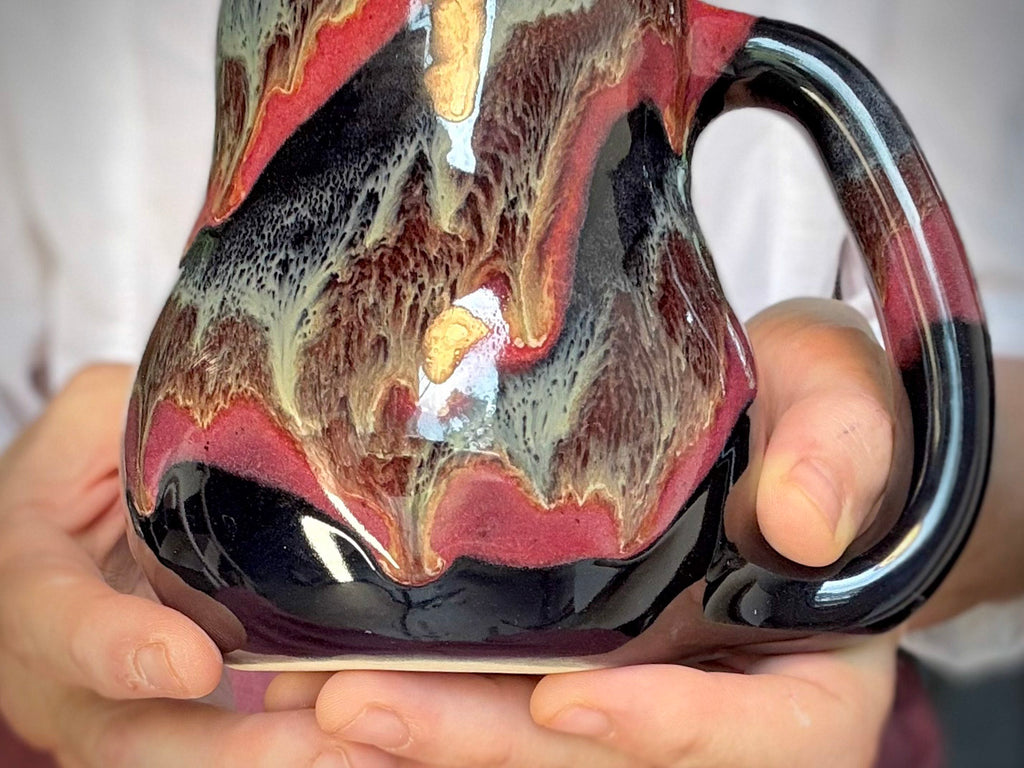 06-D Magenta Grotto Mid Mod Mug, 20 oz.
