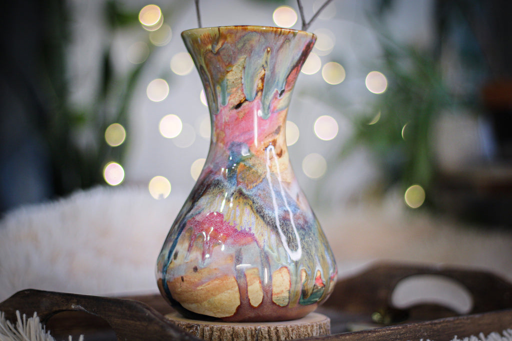 07-C FLOW Vase, 24 oz.