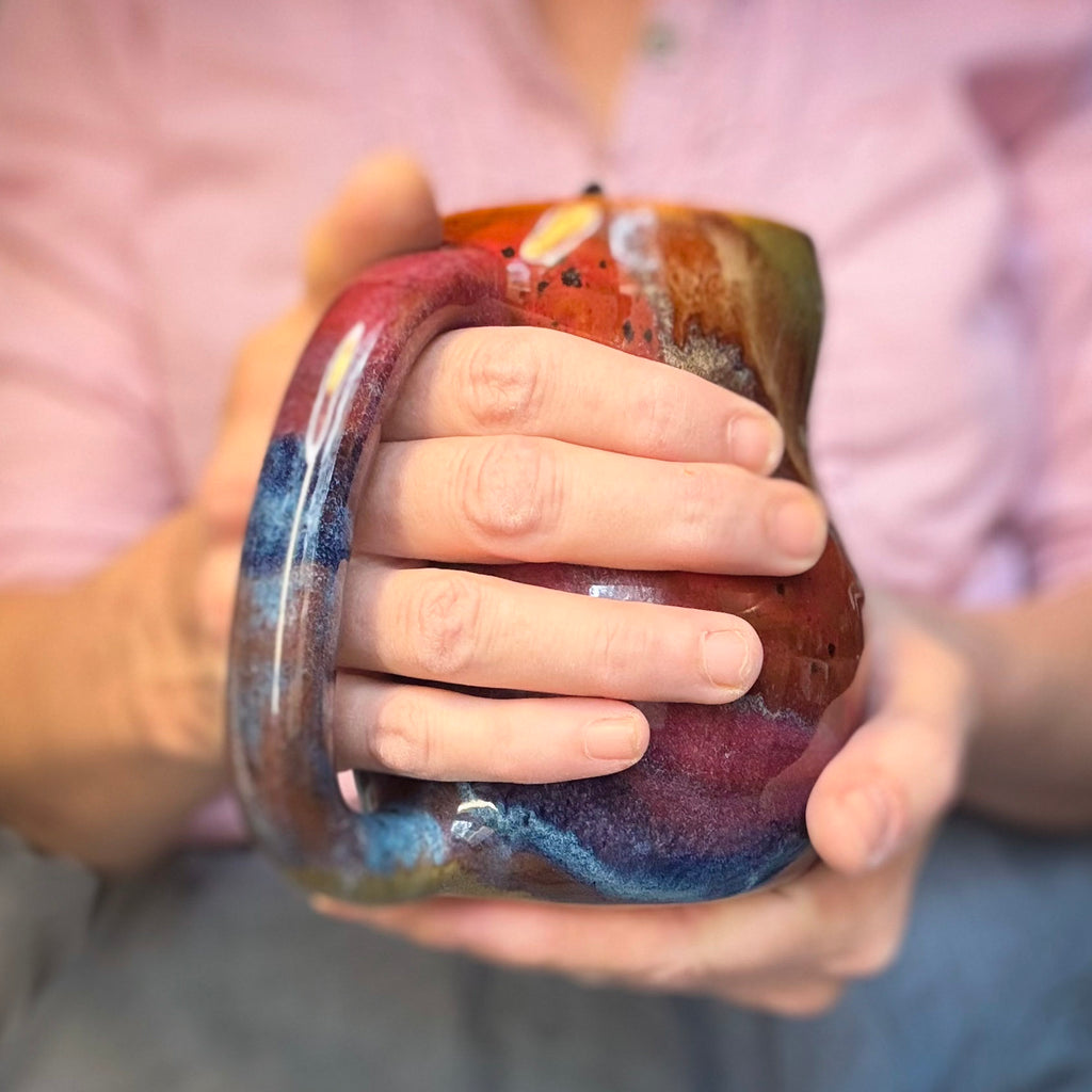 06-C Midnight Rainbow Curvy Mug, 20 oz.