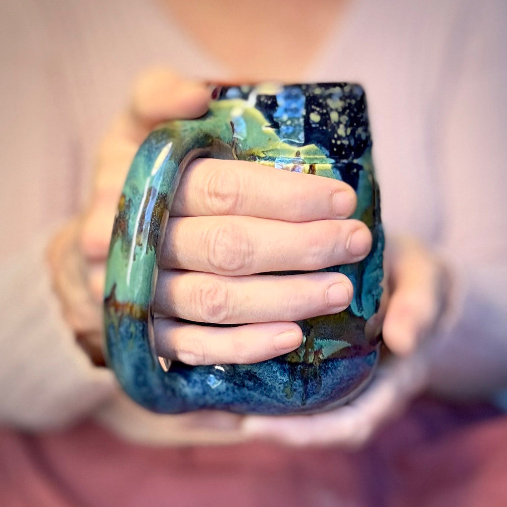06-C Misty Mountain Midnight Notched Swirly Mug, 20 oz.