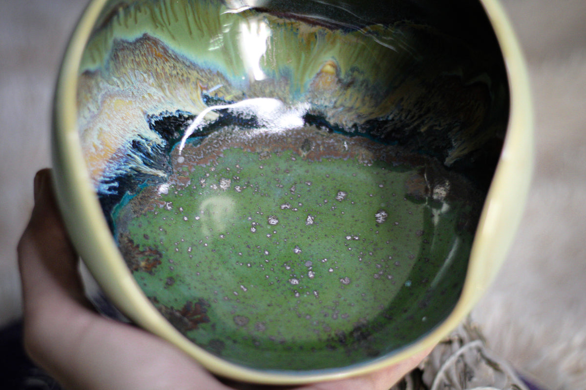 06-A Green Mountain Magic Sanctuary Vessel