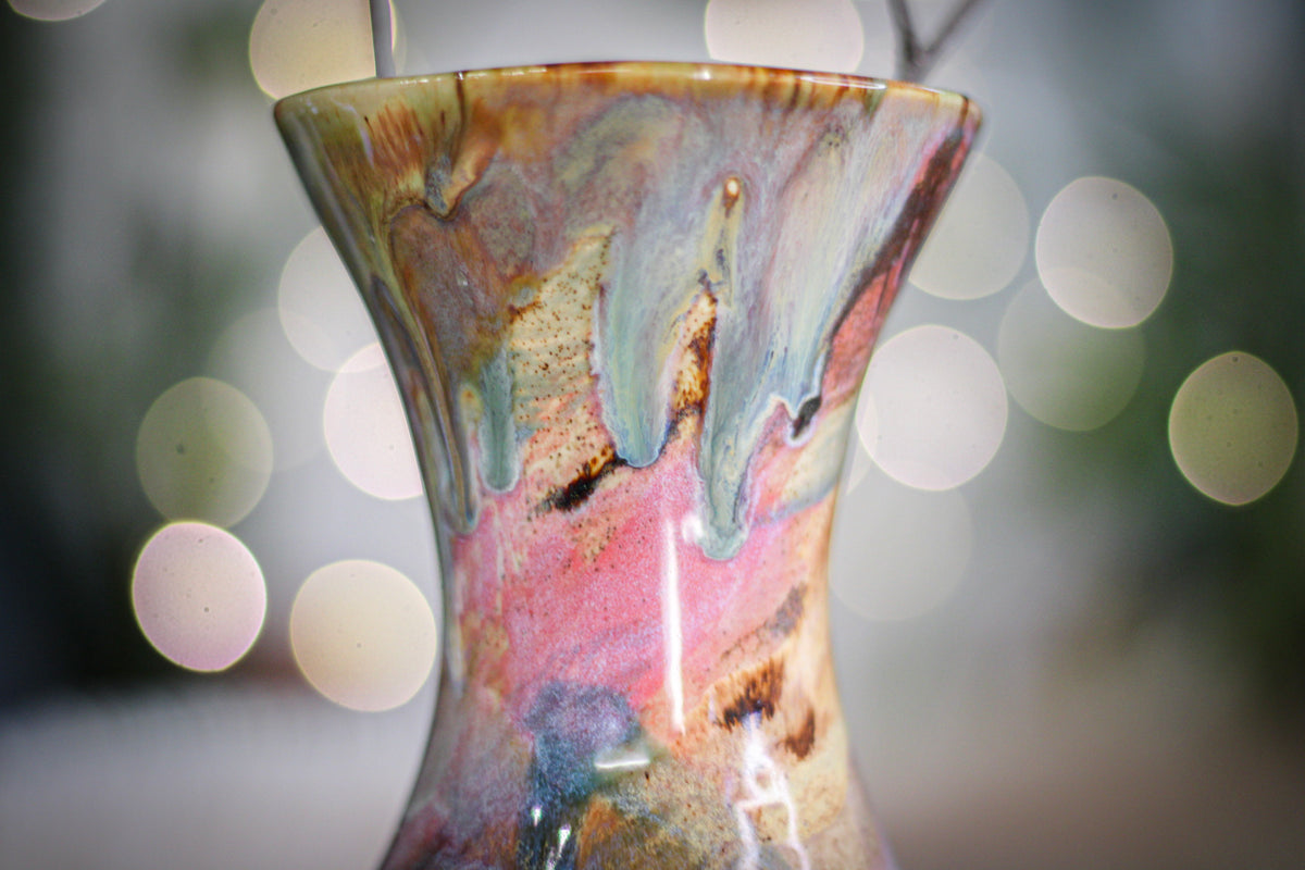 07-C FLOW Vase, 24 oz.