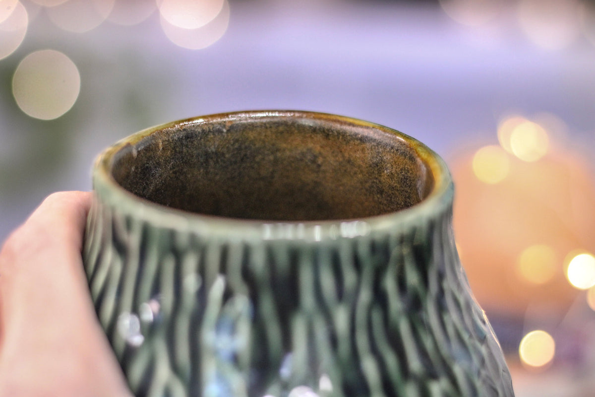 06-D EXPERIMENT Textured Cauldron, 17 oz.