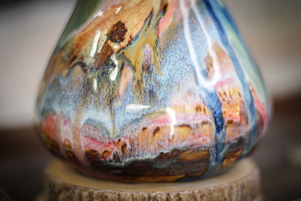 07-C FLOW Vase, 24 oz.