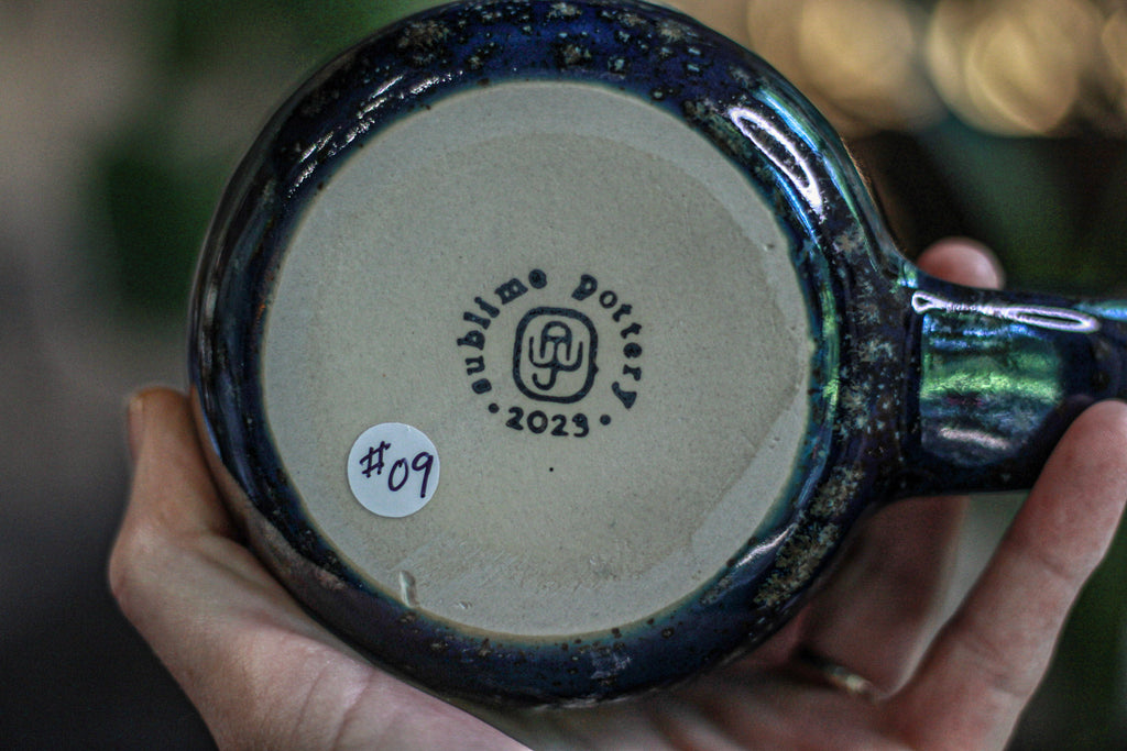 09-D New Wave Gourd Mug, 23 oz.