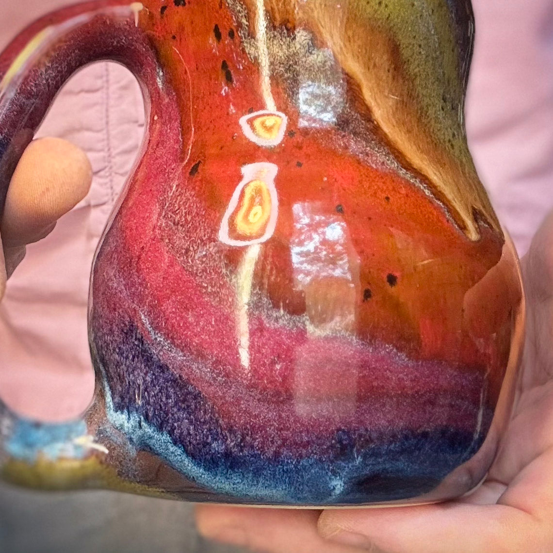 06-C Midnight Rainbow Curvy Mug, 20 oz.