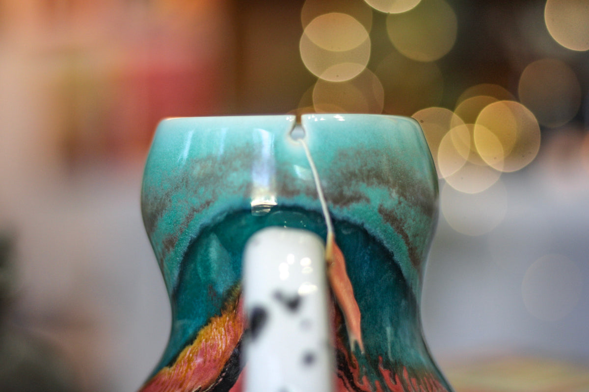 06-B Sonora Notched Acorn Gourd Mug, 24 oz.