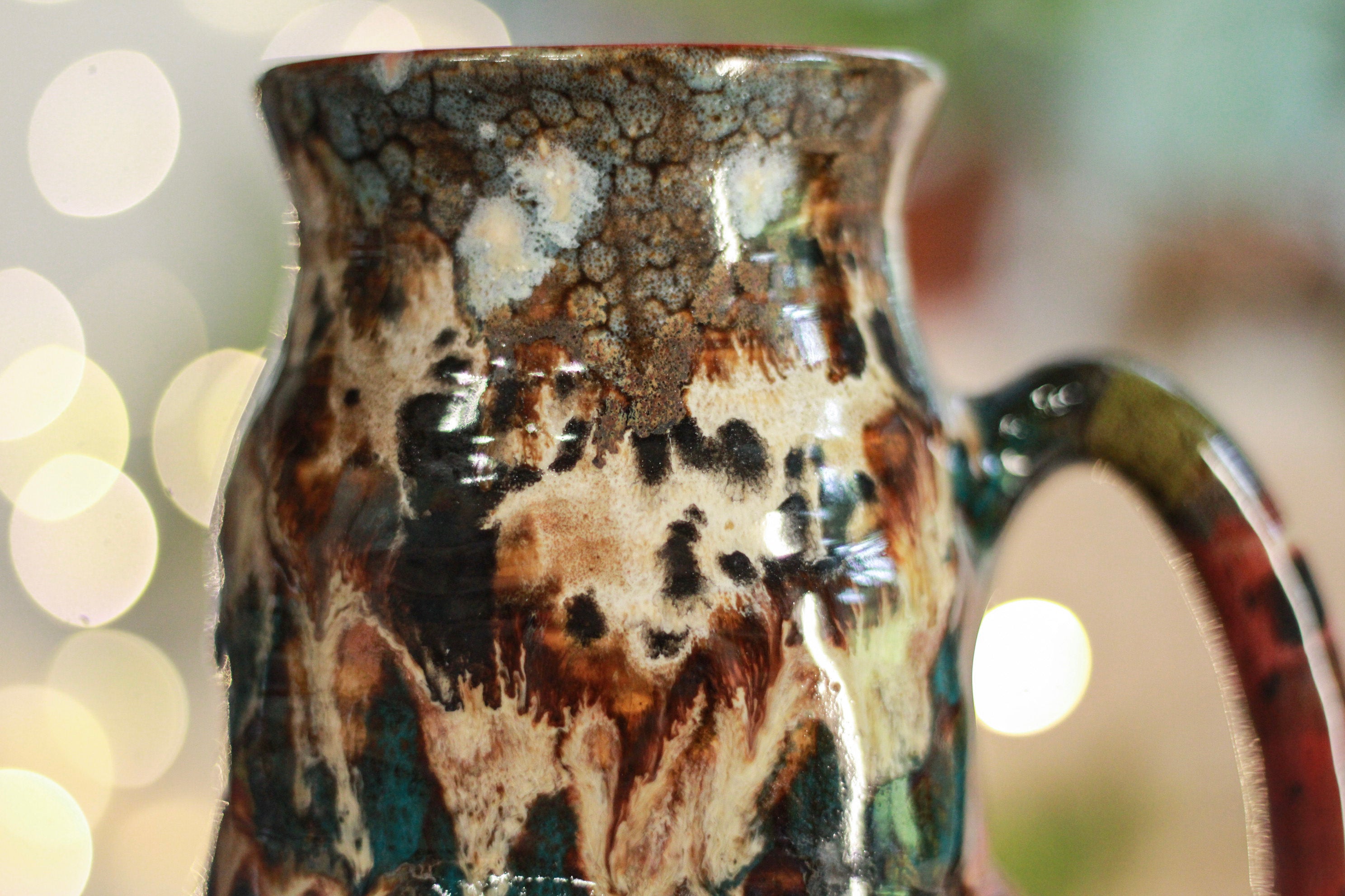 01-B Desert Oasis Barely Flared Textured Divot Mug - TOP SHELF, 25 oz.