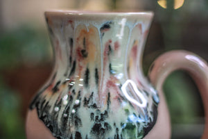 06-D Granny's Lace Flared Mug, 21 oz.