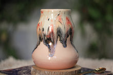 Load image into Gallery viewer, 05-D Granny's Lace Mug, 20 oz.