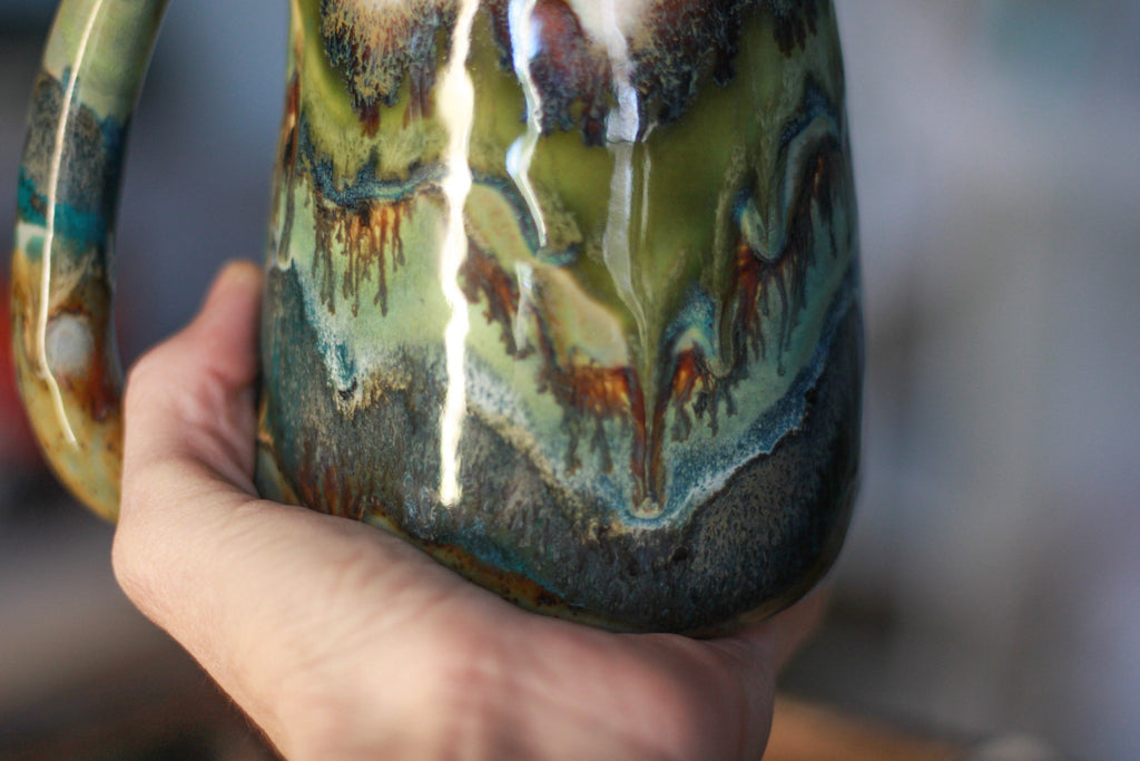 07-C Green Mountain Magic Mug, 22 oz.