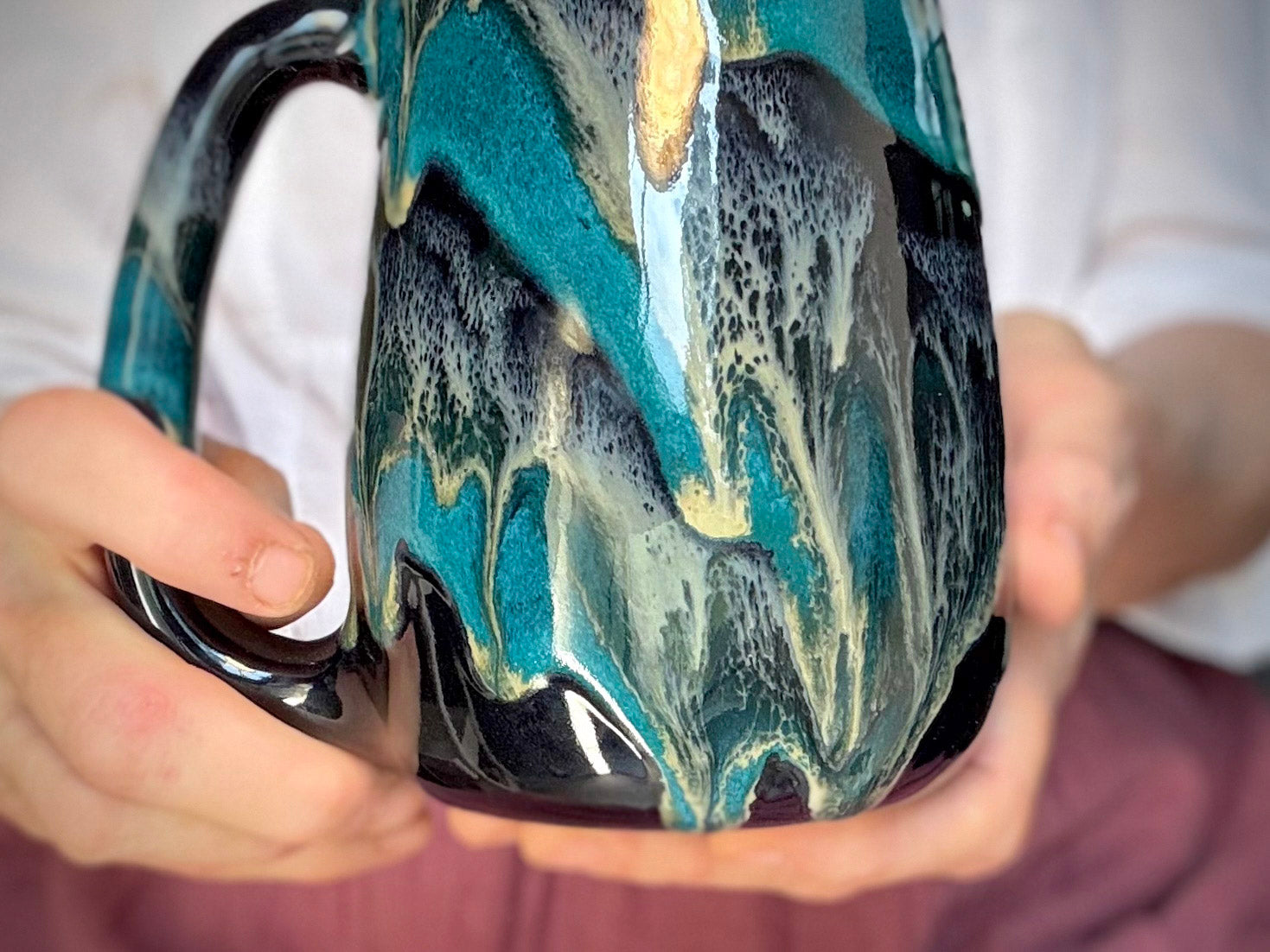 07-D Turquoise Grotto Mug, 26 oz.