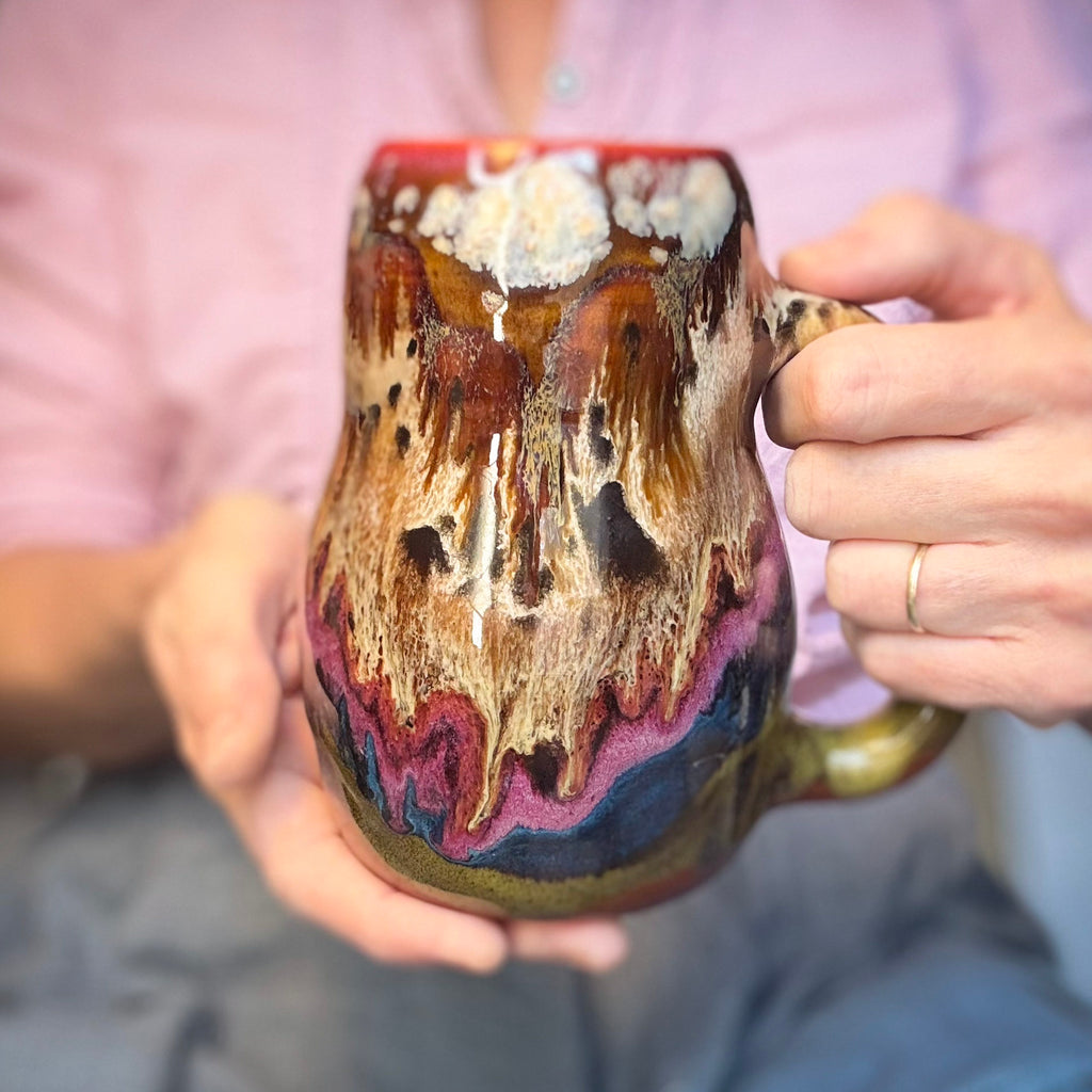 07-B Desert Oasis Curvy Mug, TOP SHELF - 26 oz.