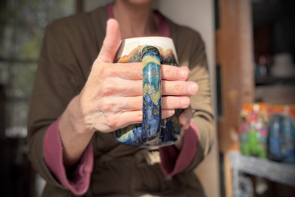 07-B Green Mountain Magic Mug, 24 oz.