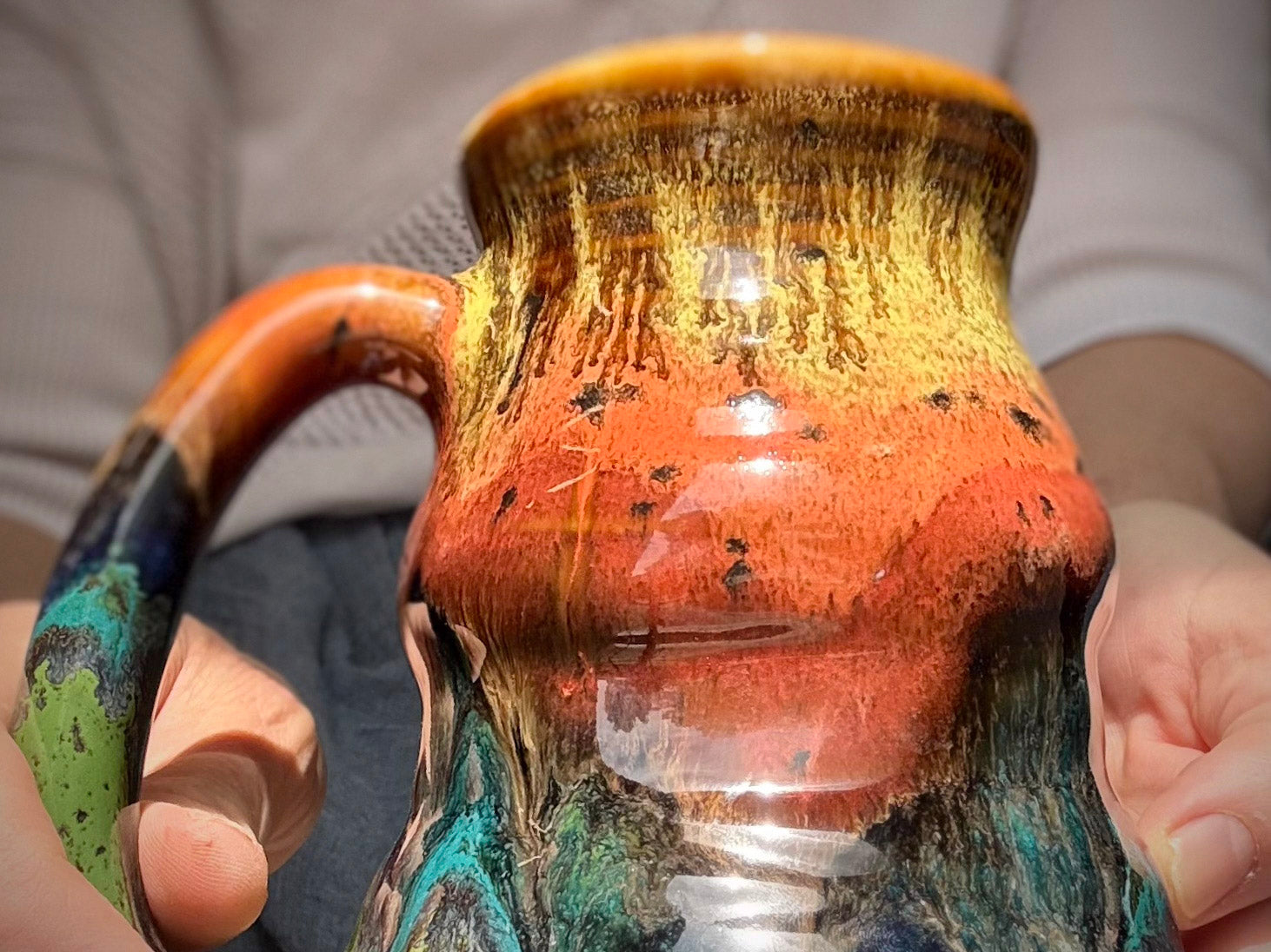 08-C Molten Cheetah Variation Cuddle Mug, 22 oz.