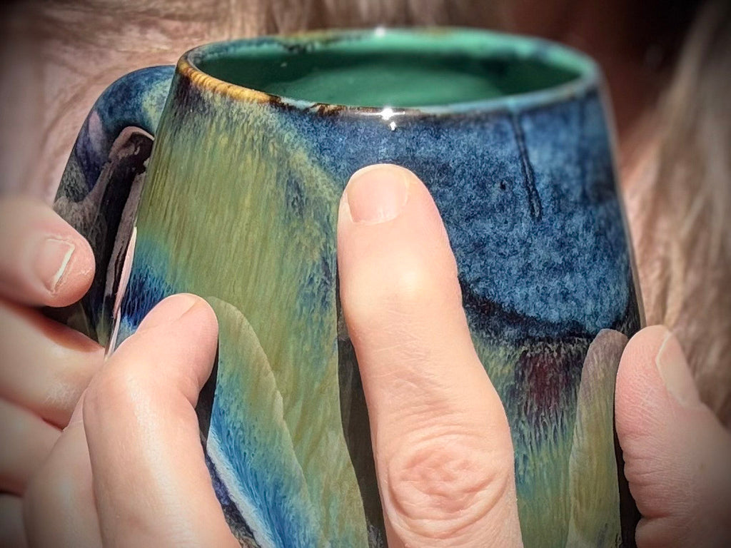 07-D Aurora Mug, 19 oz.