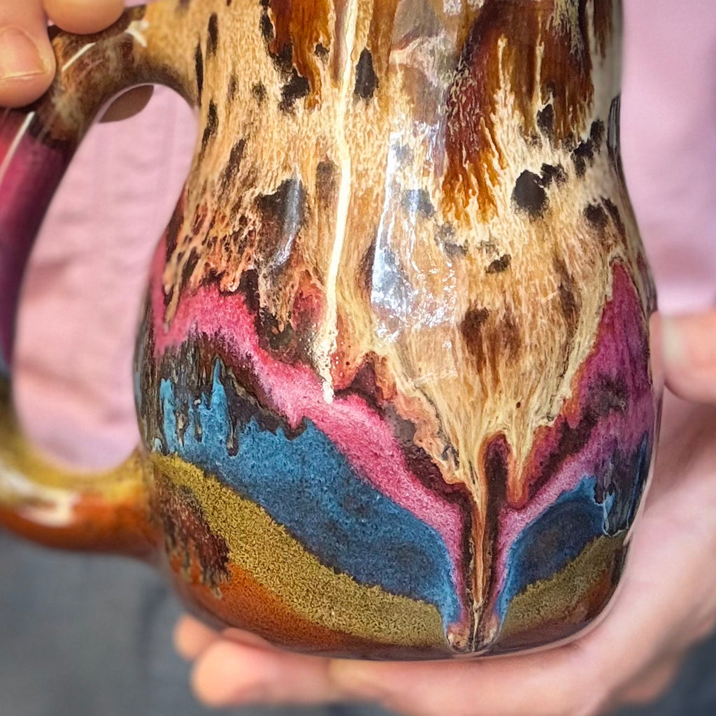 07-B Desert Oasis Curvy Mug, TOP SHELF - 26 oz.