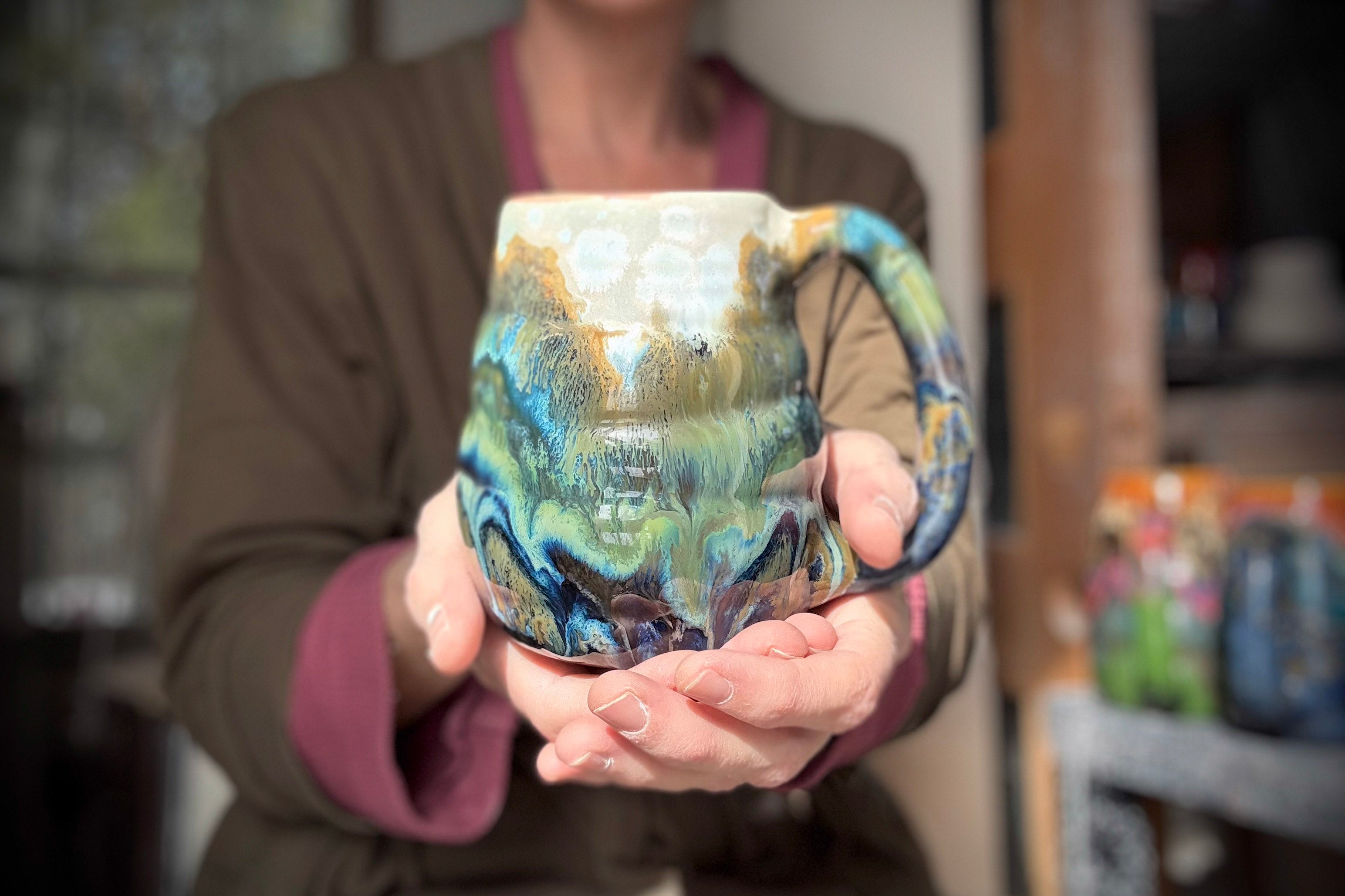 08-D Green Mountain Variation Textured Mug, 16 oz.