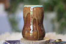 Load image into Gallery viewer, 07-E EXPERIMENT Textured Gourd Mug, 18 oz.
