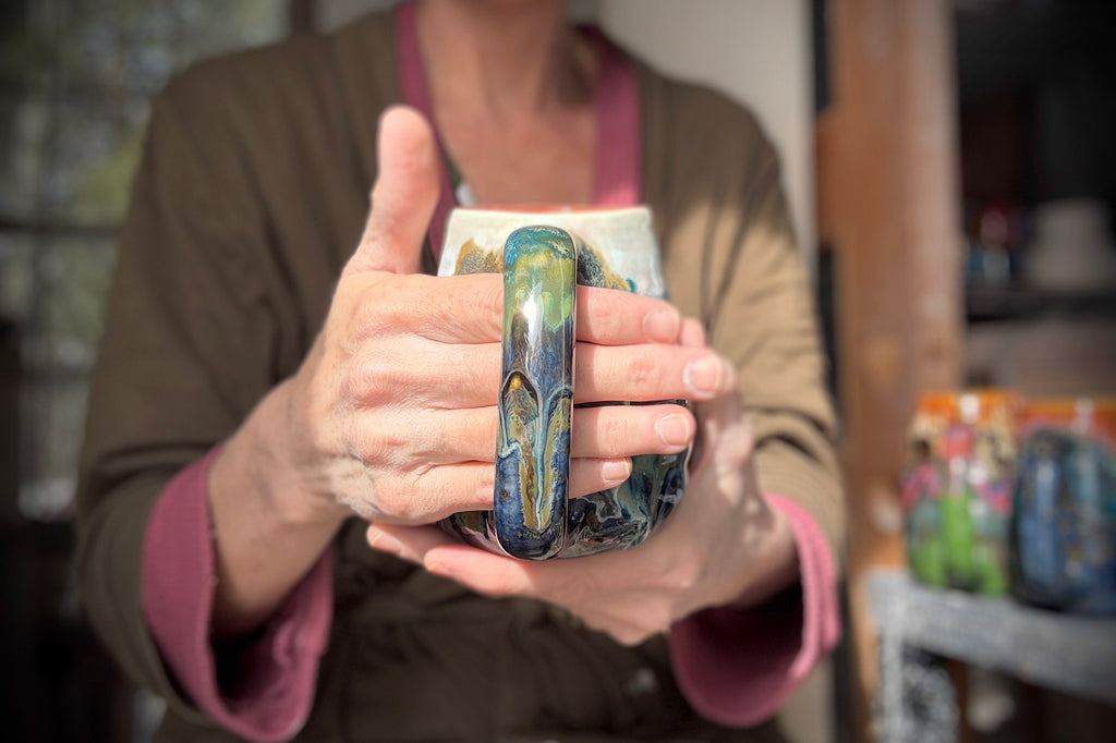 08-D Green Mountain Variation Textured Mug, 16 oz.