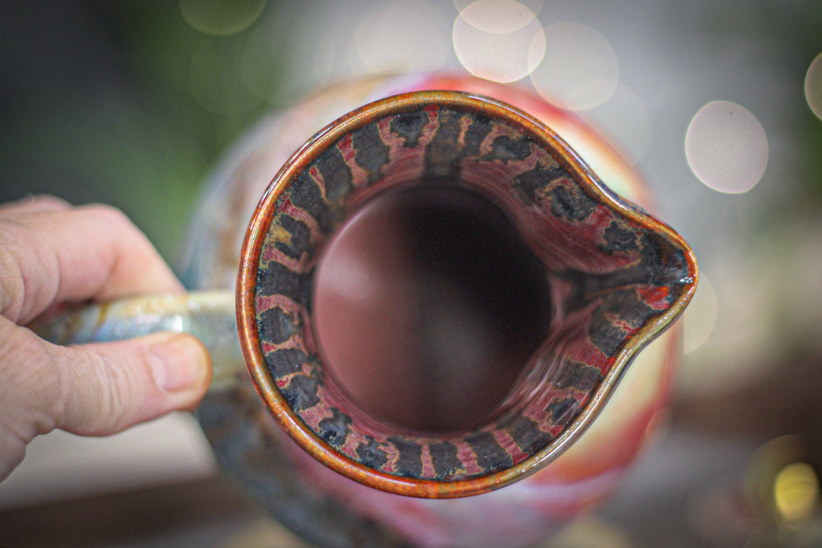 08-D EXPERIMENT Pitcher, 32 oz.