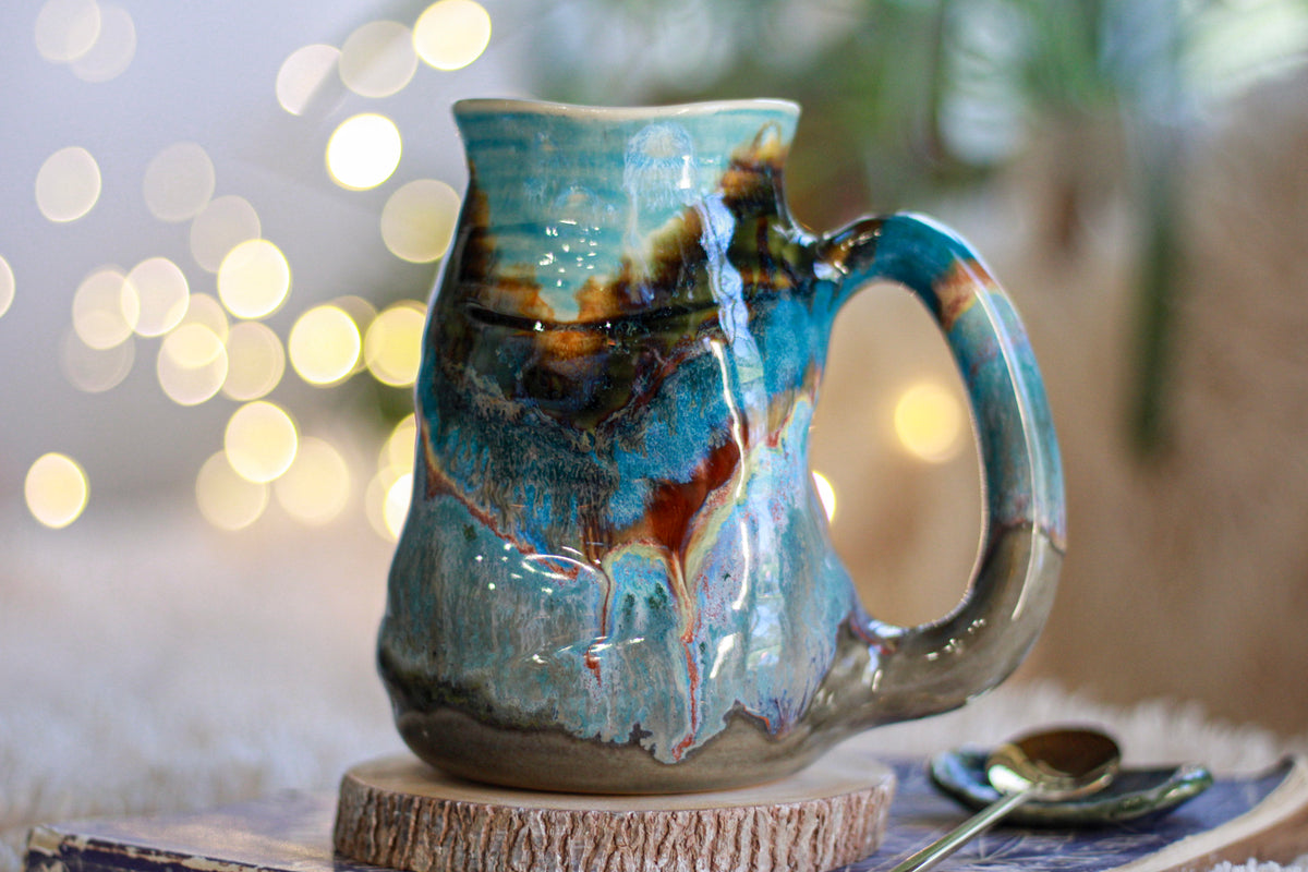 06-A Green Mountain Barely Flared Textured Divot Mug - TOP SHELF, 20 oz.