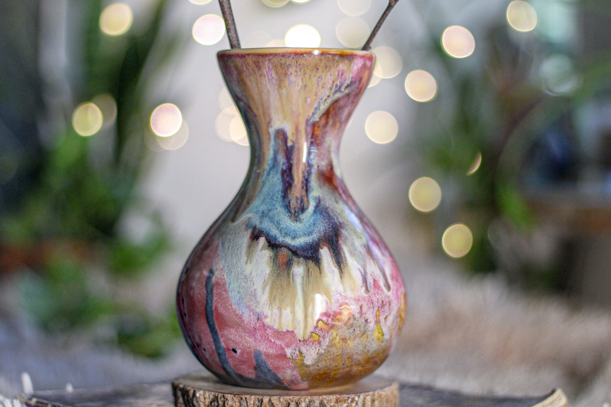 08-C 'FLOW' Vase, 20 oz.