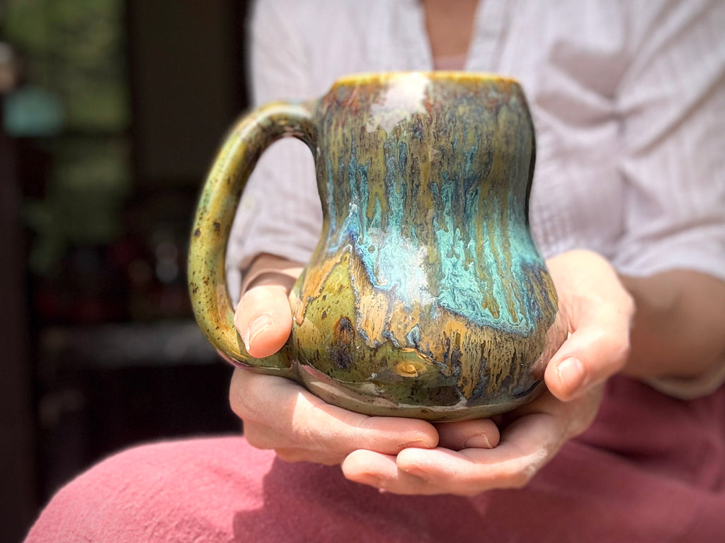 09-D Mossy Wave Gourd Mug, 24 oz.