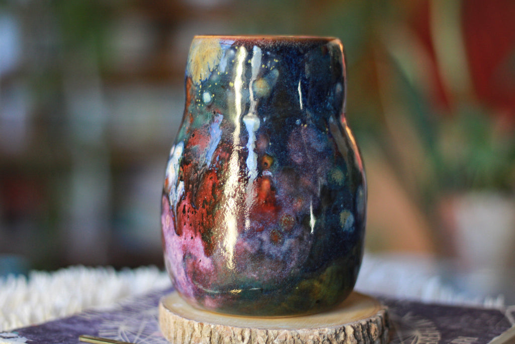 08-D Whimsy Mid Mod Mug, 21 oz.
