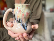 Load image into Gallery viewer, 05-D Granny's Lace Mug, 20 oz.