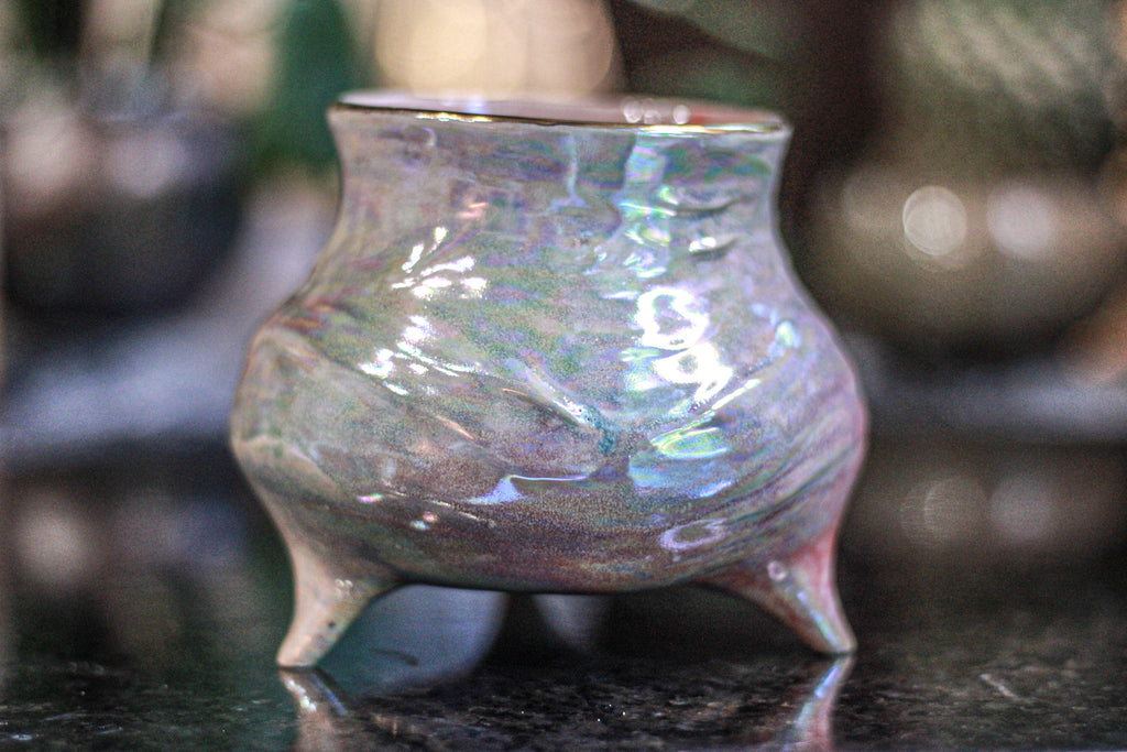 04-D 'Glenda' PROTOTYPE Textured Cauldron, 20 oz.