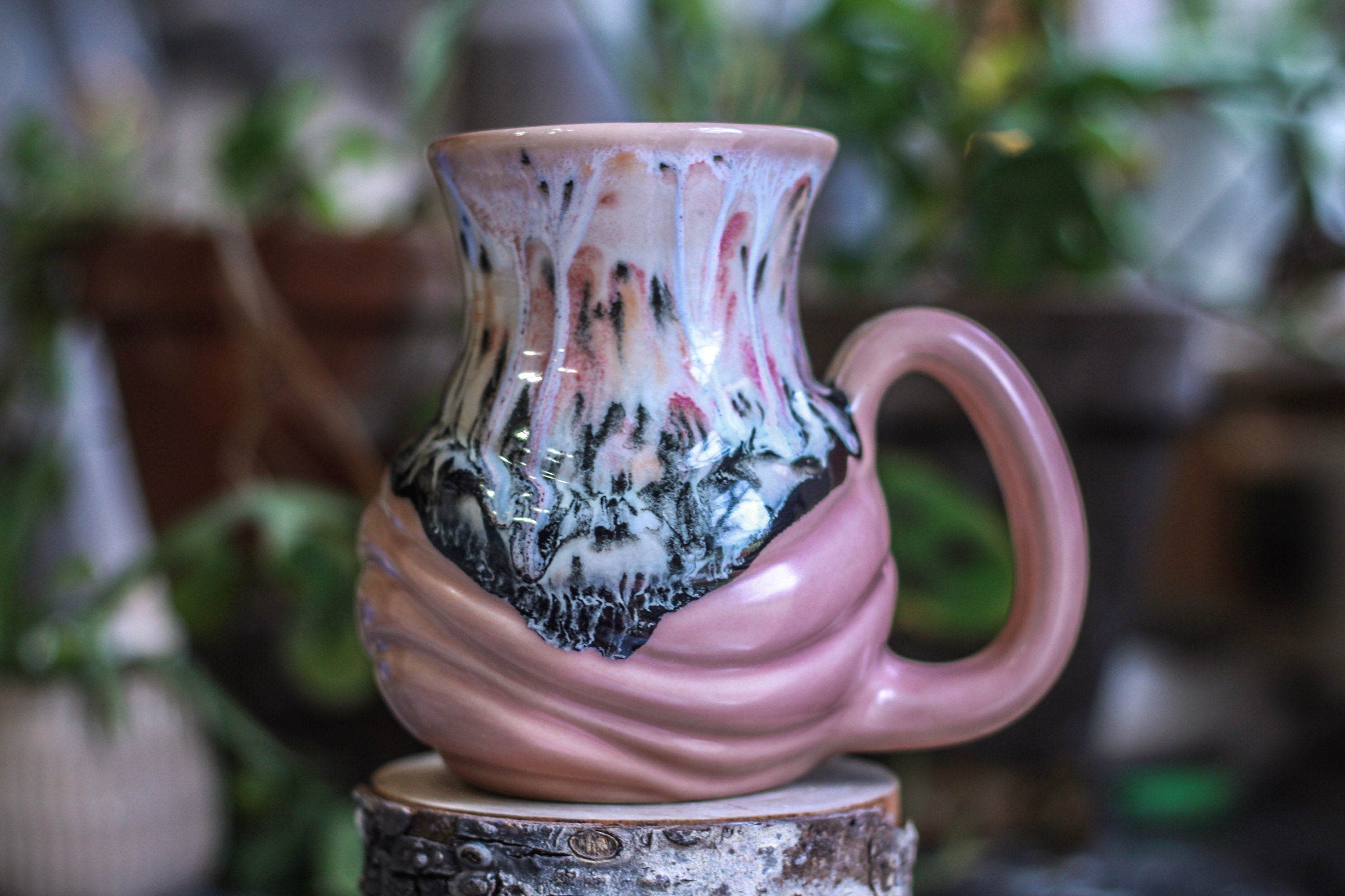 01-D Granny's Lace Flared Textured Mug - MINOR MISFIT, 22 oz. - 10% off