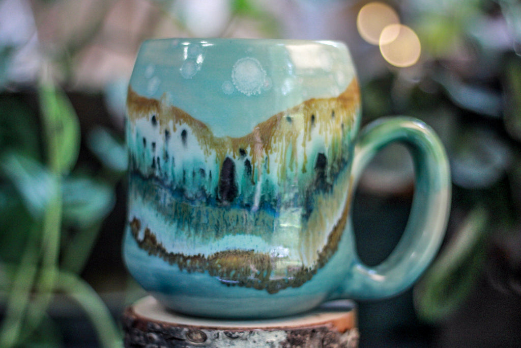 07-B Yellowstone Gourd Mug, 32 oz.