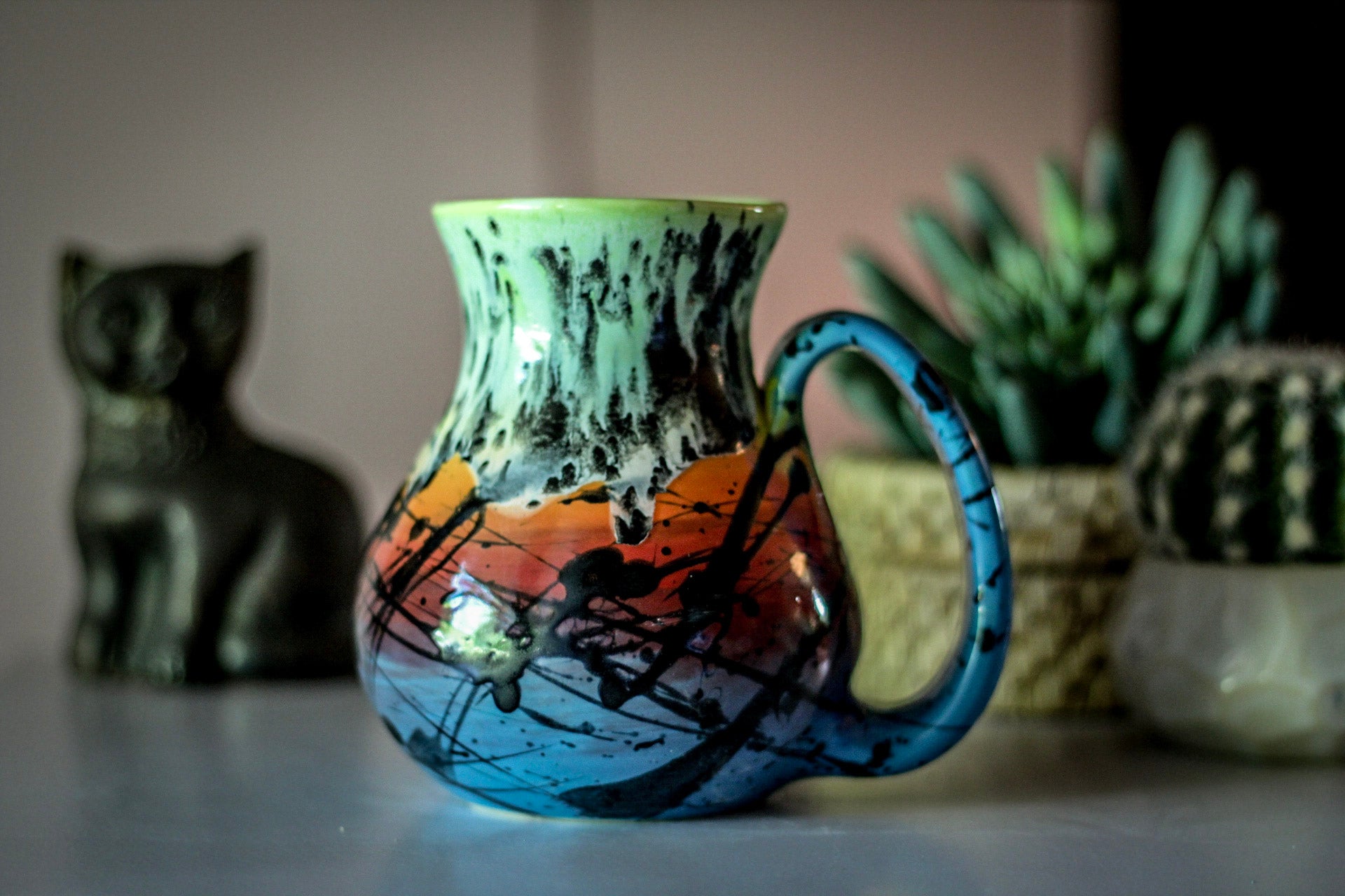 01-A Corona Flow Flared Mug - TOP SHELF, 20 oz.