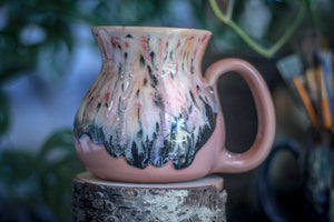 02-D Granny's Lace Flared Mug, 21 oz.