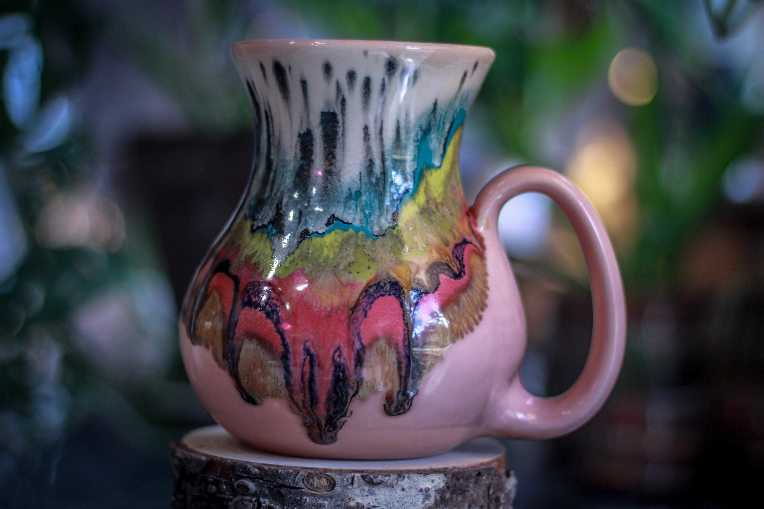 01-B Rainbow Grotto Flared Mug - MISFIT, 22 oz. - 10% off
