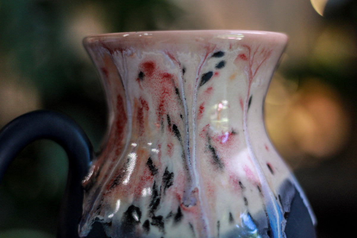 08-D Granny's Lace Flared Notched Mug - MINOR MISFIT, 23 oz. - 10% off