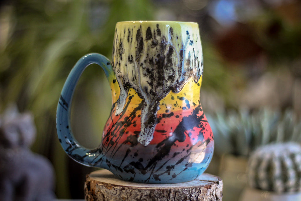 08-A Corona Flow Gourd Mug, 19 oz.