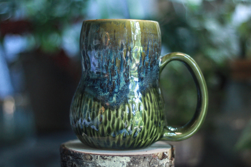 09-D Mossy Wave Textured Gourd Mug - ODDBALL, 18 oz. - 10% off