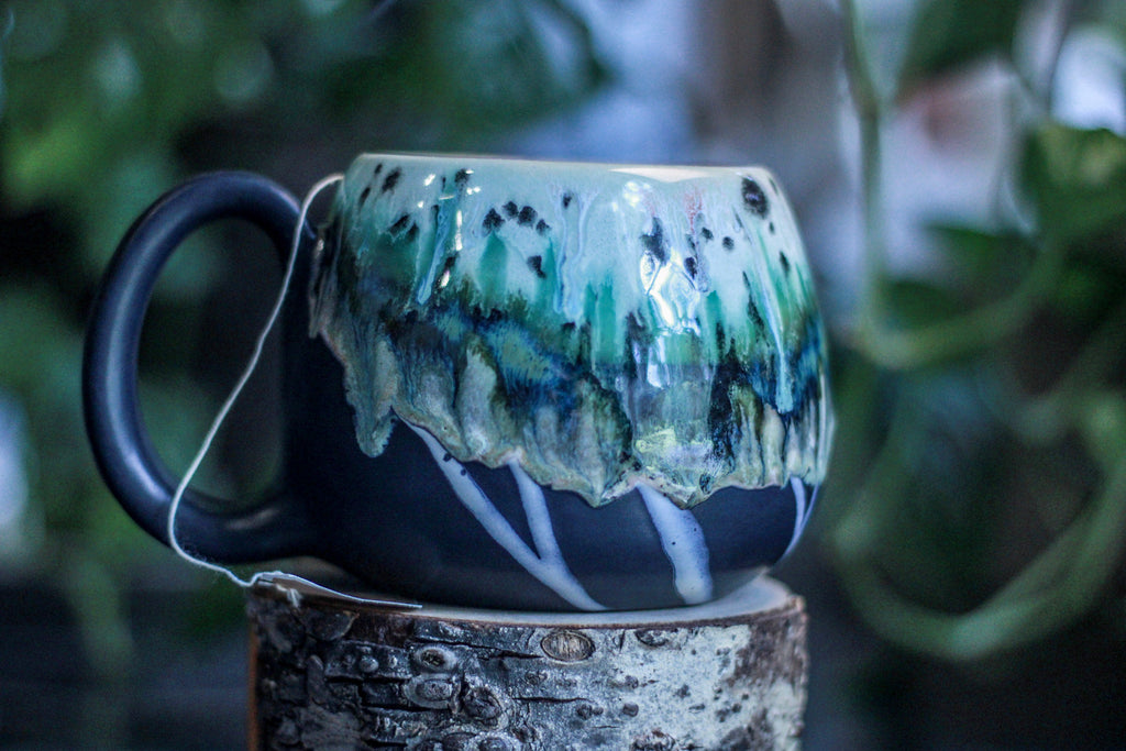 10-A Champlain Shale Squat Notched Textured Mug - TOP SHELF, 19 oz.