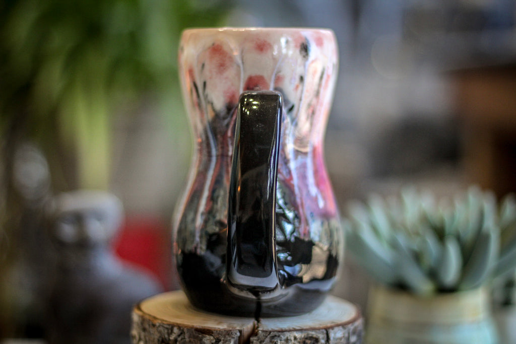 09-C Granny's Boudoir Gourd Mug, 17 oz.