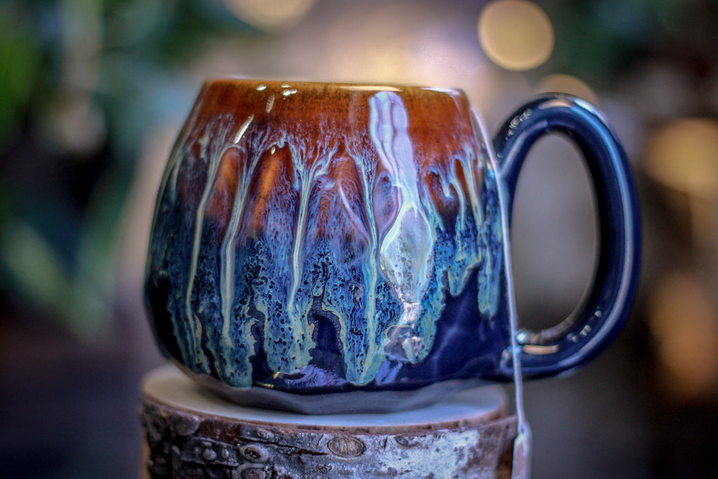 09-D New Wave Notched Crystal Mug - TOP SHELF, 17 oz.
