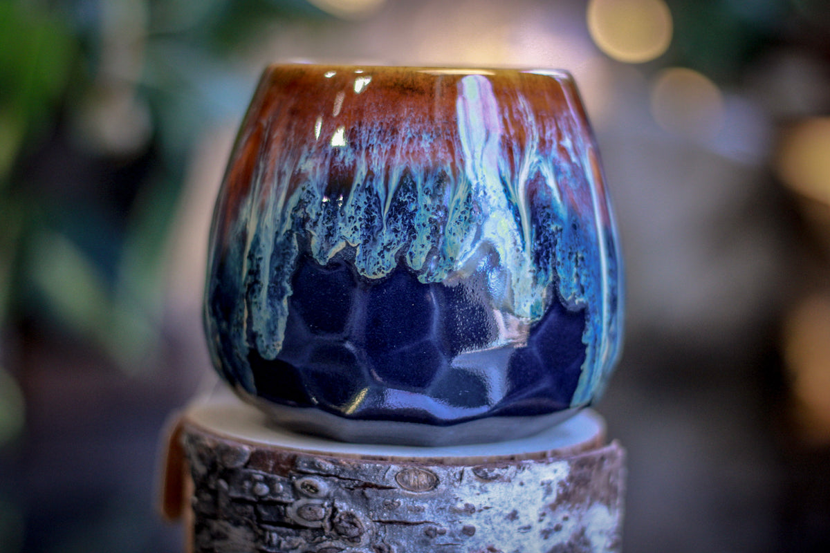 09-D New Wave Notched Crystal Mug - TOP SHELF, 17 oz.